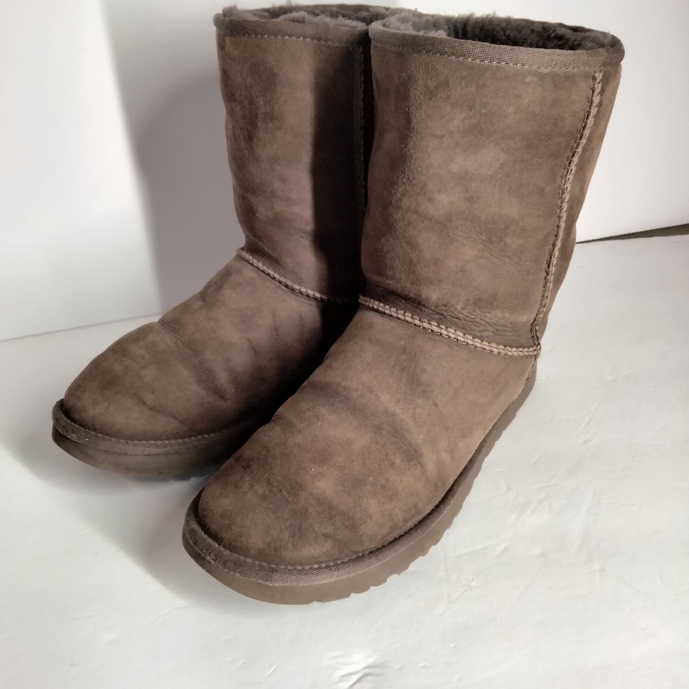 UGG BOOTS - Picture 8 of 8